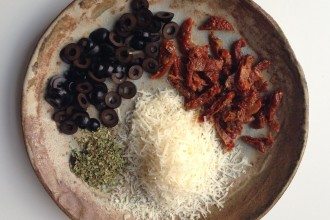 Endlich Spargelzeit – Seht Ihr auch so? Wir verraten Euch Sonja’s liebstes Spargelsuppe Rezept!