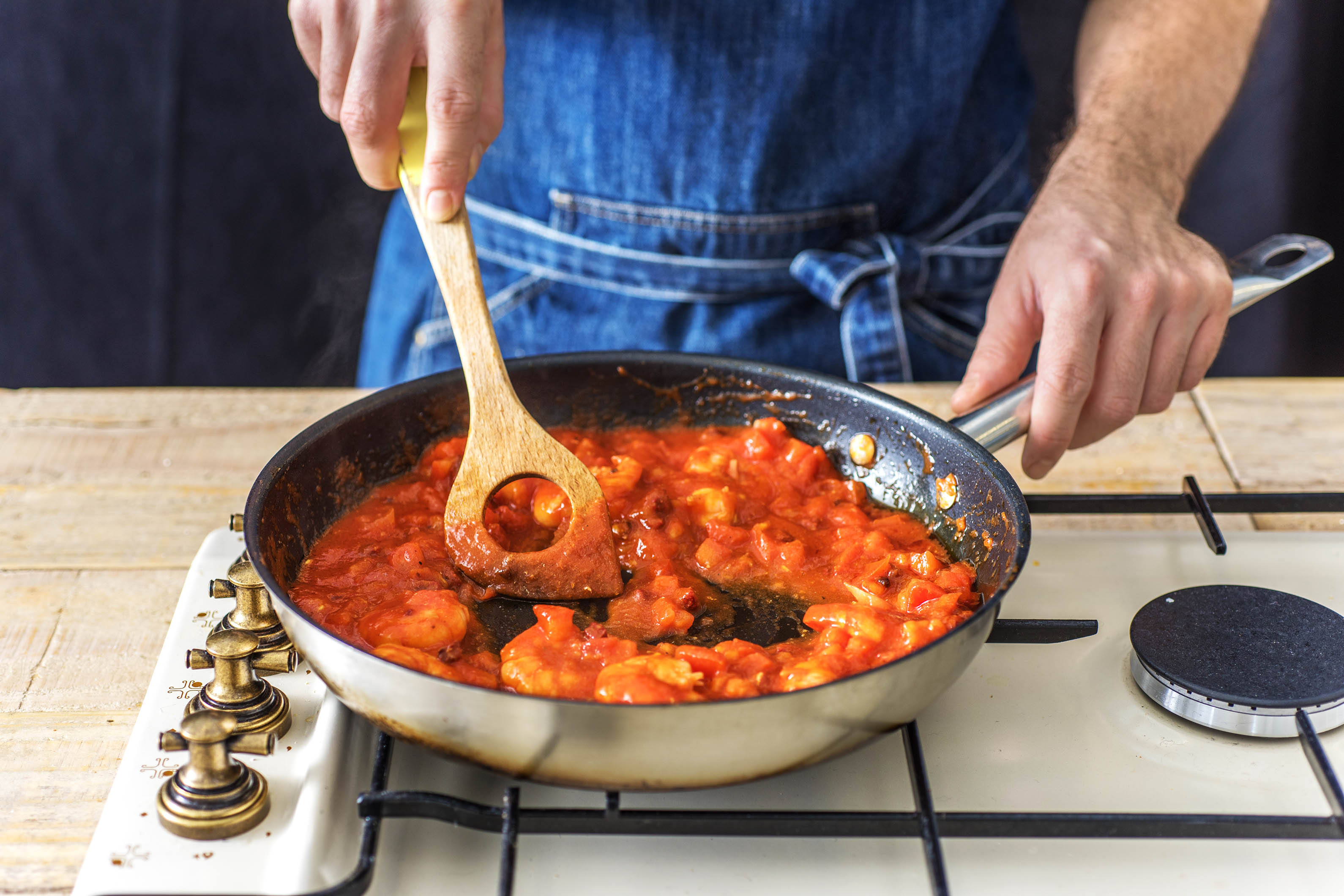 Tomatensoße selber machen für Pizza und Pasta | HelloFresh Blog